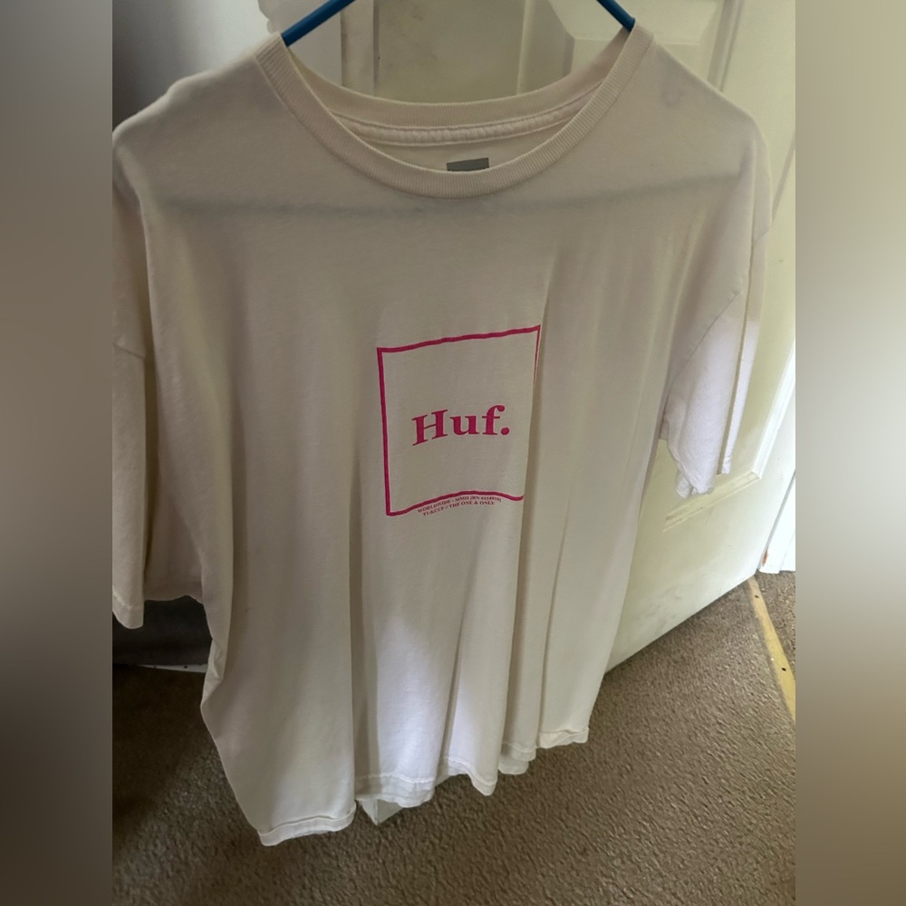 Huf tee shirt. Large. Awesome Pink logo that compliments the white.